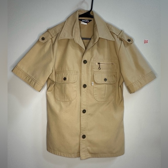 Vintage 1970s Levi’s For Men Safari/Utility Khaki Button Up Short Sleeve Shirt - Picture 1 of 11